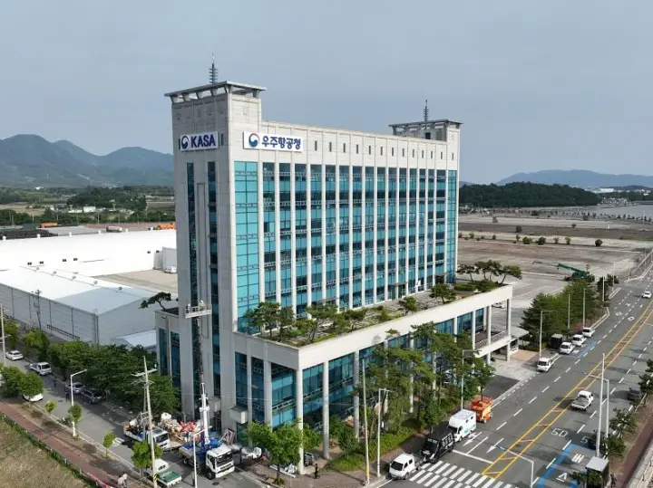 “추력보다 전력” 한국형 4500lbf 엔진 도전